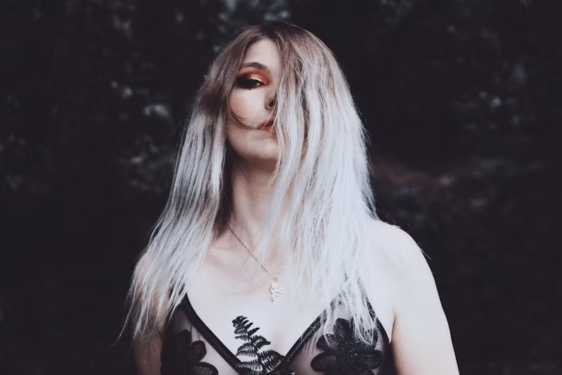 Hair Bleaching & training